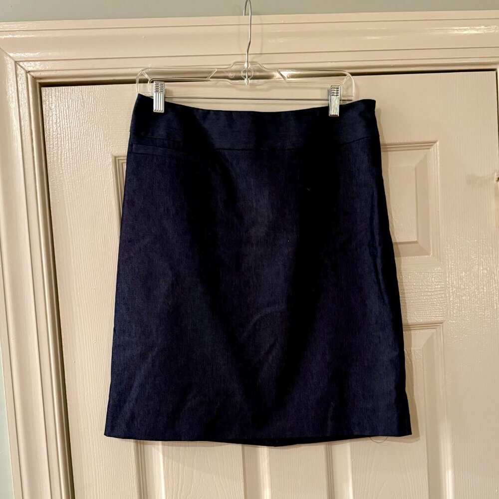 Merona Denim Pencil Skirt - Size 8 - Excellent Condition